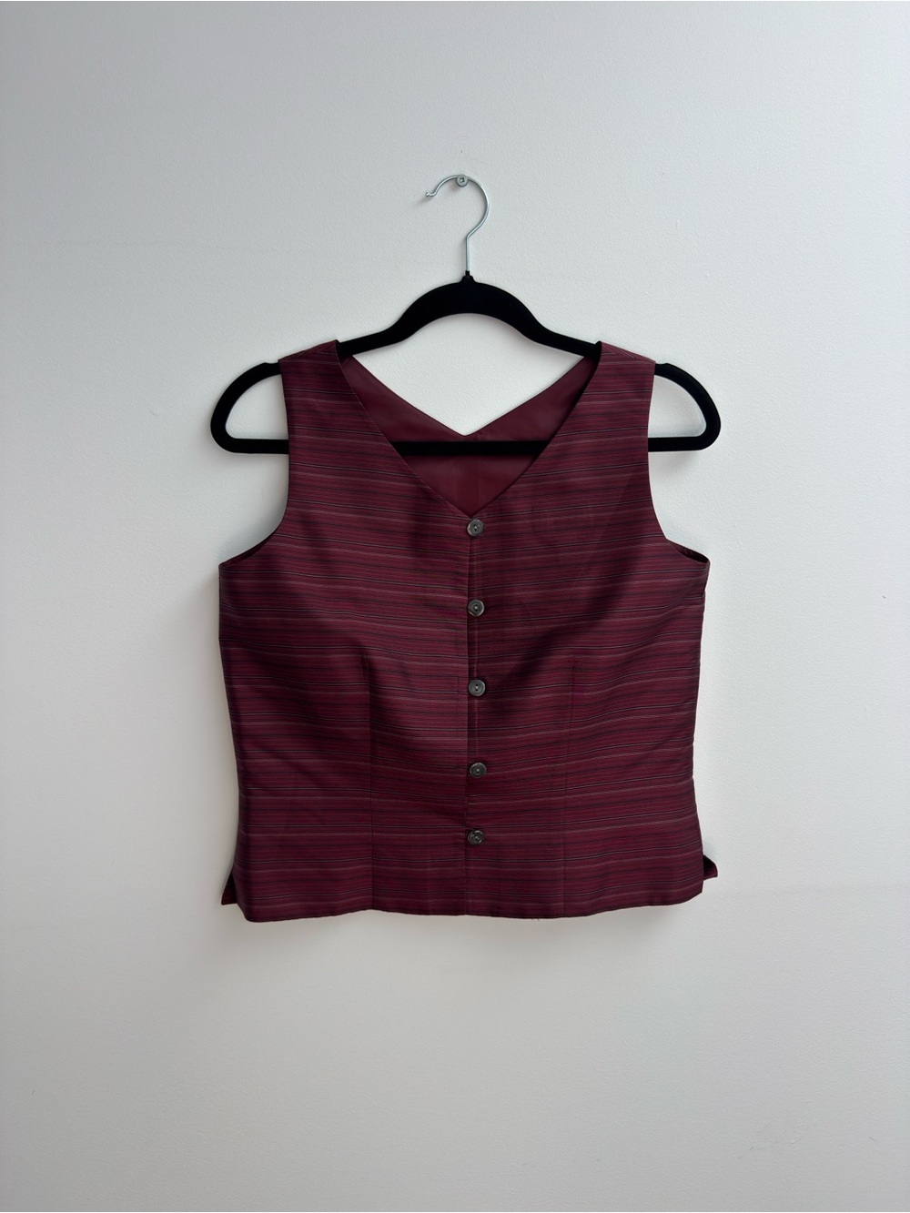 Sleeveless SILK Burgundy Button Front Women's Top